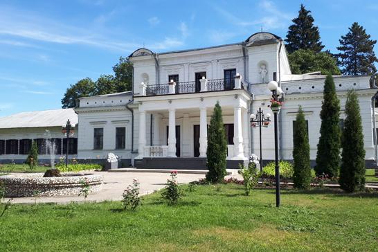 Садиба Кеніга в Тростянці