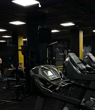 Спортивний клуб Stal (1)