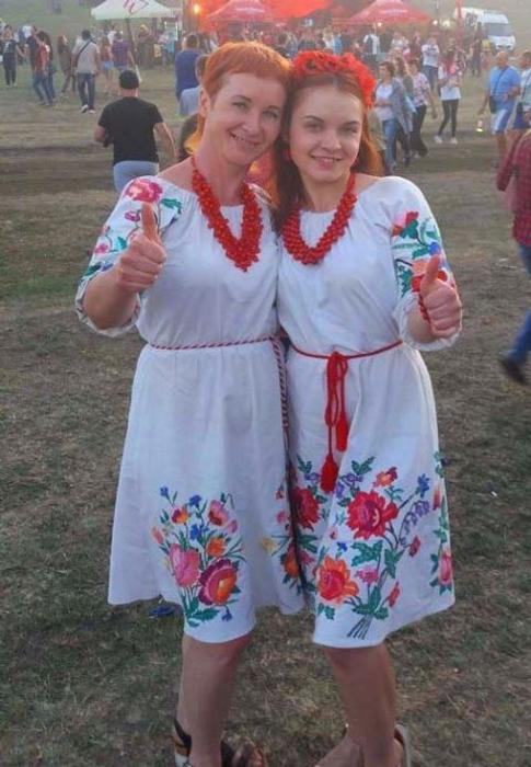 Nina y Zoreslava SHedenko