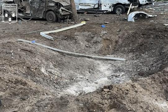 Керована авіабомба атакувала спальний район міста Суми.