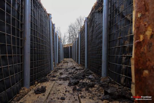 Укріплені арматурою позиції у Сумській області на кордоні з Росією. Фото: Стоянова Ніколєтта, DonbasFrontliner image 2024 04 03 16 01 55
