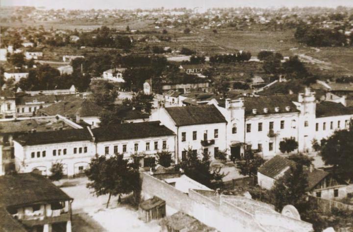 вид на частину Засумки та Холодної гори з дзвіниці.... Фото В. Бережний, 1944