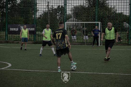 mahura hraye v minifutbol Маґура грає в мініфутбол