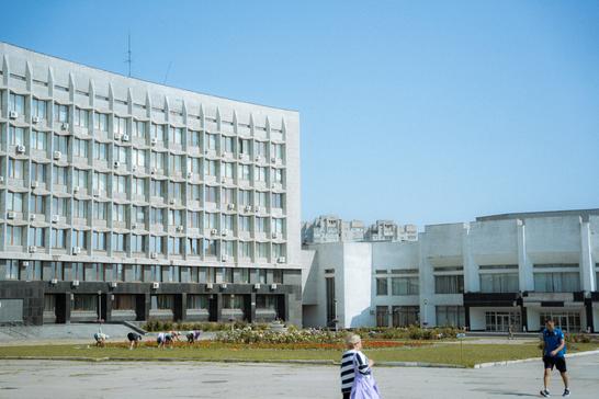 stysnuta
