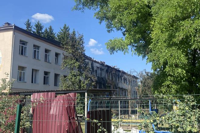 poshkodzhena shkola v sumakh