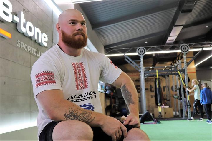 strongman dmitriev 08