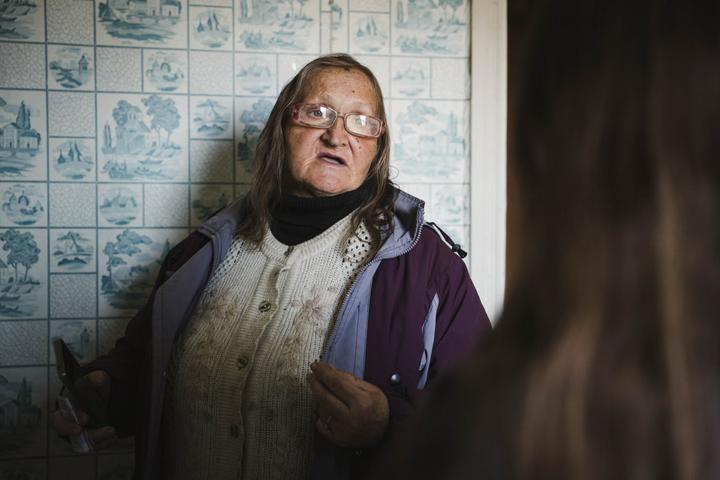Раїса Гуділіна Раїса Гуділіна показує кухню у квартирі