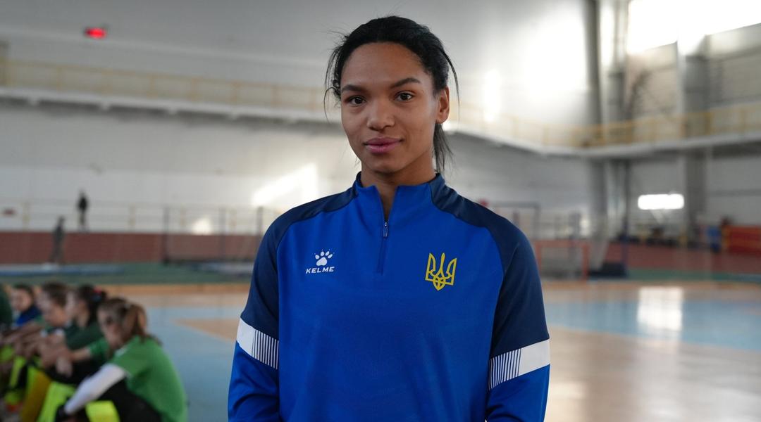 karina khokey Карина Леонова з Сум