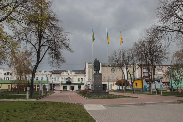 Сквер Шевченка в Сумах журнал Цукр IMG 1332