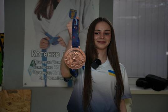 Вероніка Котенко з бронзовою нагородою