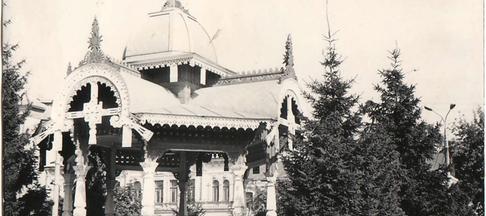 Альтанка на Покровській площі в Сумах