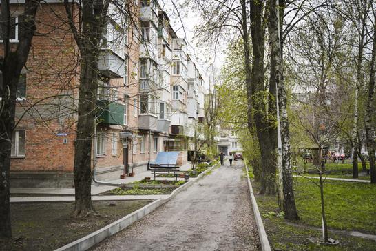 Dvir na prospekti Shevchenka v Sumakh