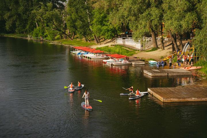 sup katamarany prychal sumy