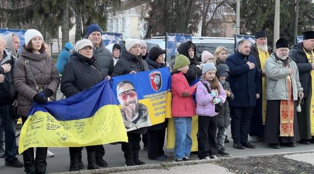 lyudy na vіdkryttі aleyi nadіyi v konotopі