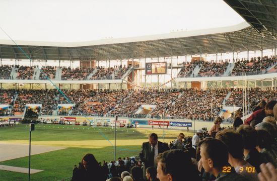 Юбилейный окрытие 22.09.2001 (Алексей Бондаренко) YUbyleyn y okr tye 22.09.2001 Aleksey Bondarenko