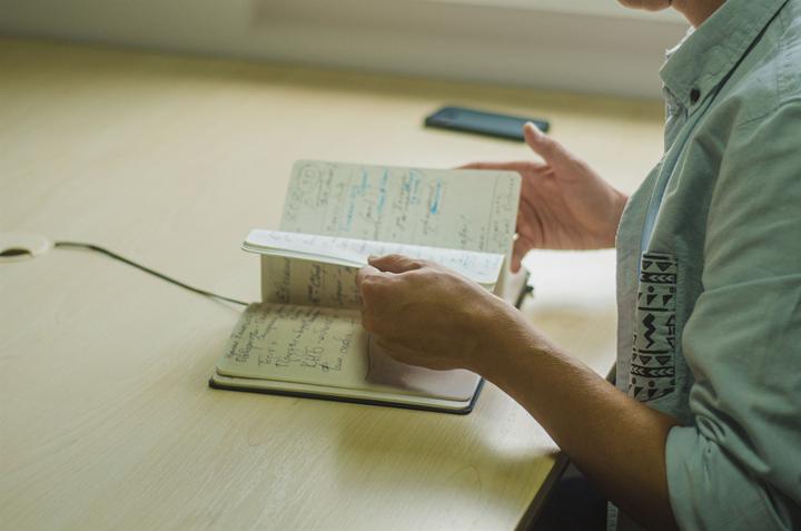 LEO 9355