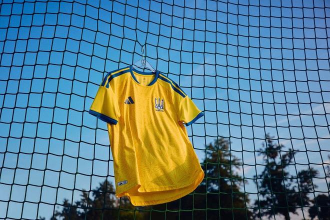 Нова форма збірної з футболу