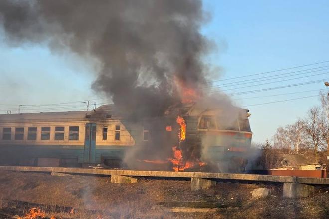 vorozhba potyah Потяг у Ворожбі під обстрілами