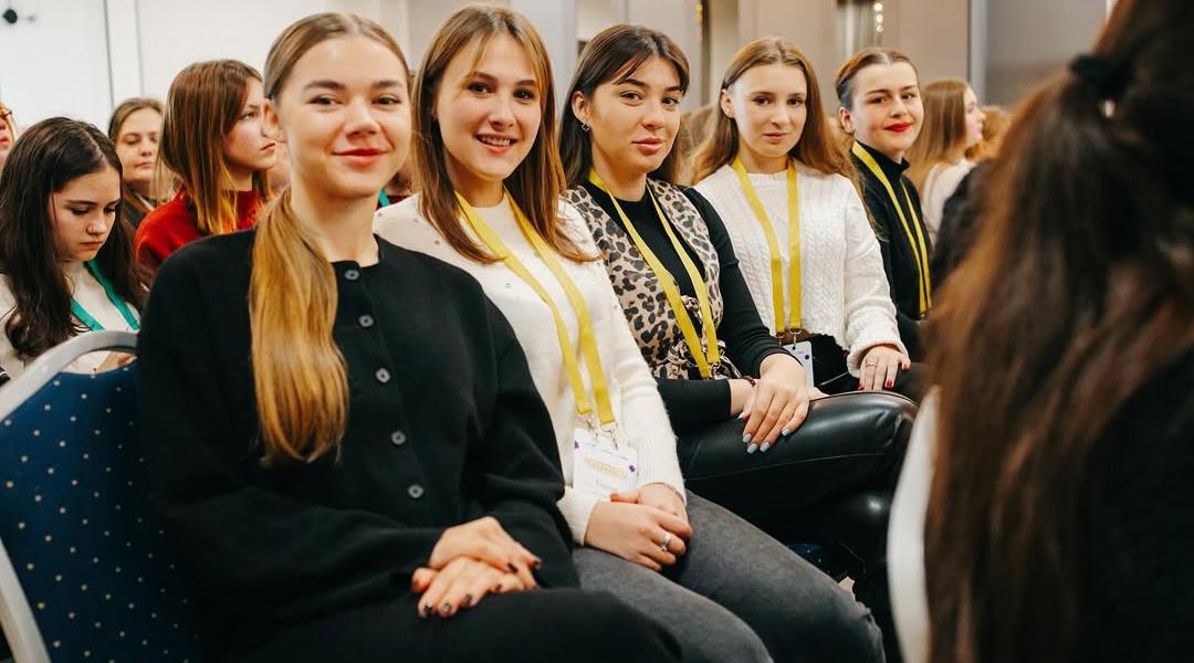 Молодіжна рада при СМР