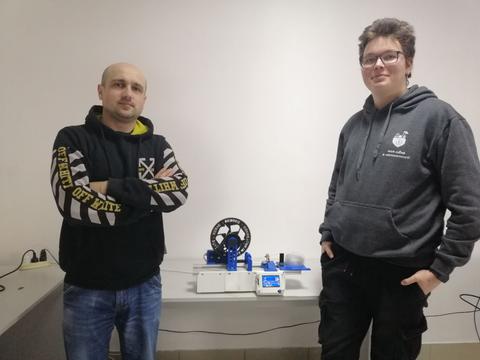 plastyk dlya 3D pryntera z plyashok 2 plastyk dlya 3D pryntera z plyashok 2