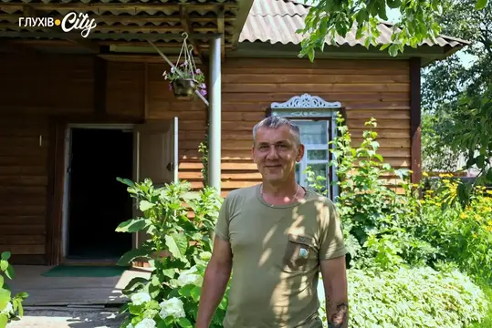старий будинок у Глухові, який відремонтував Юрій