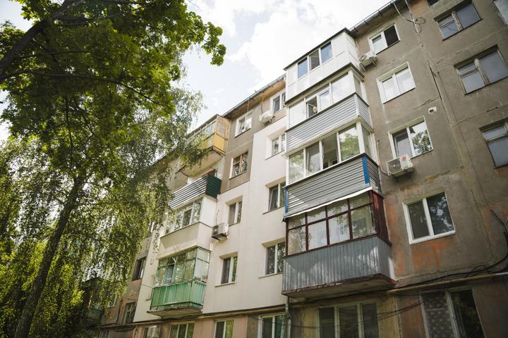 Багатоквартирний будинок на Хіммістечку в Сумах