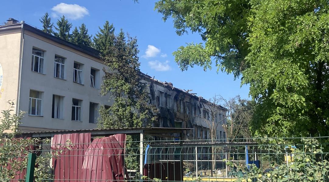 poshkodzhena shkola v sumakh
