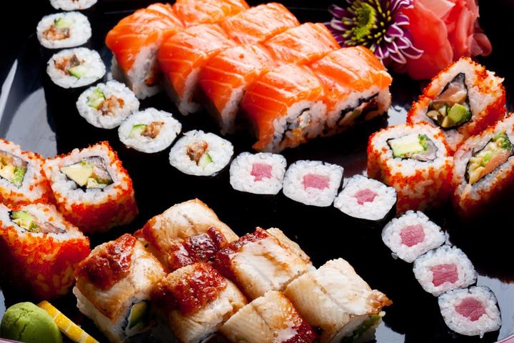 cropped-sushi-head.jpg.pagespeed.ce.eSUF60Q9DJ cropped sushi head.jpg.pagespeed.ce .eSUF60Q9DJ