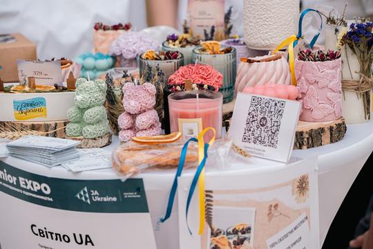 Свічки учасника програми Компанія