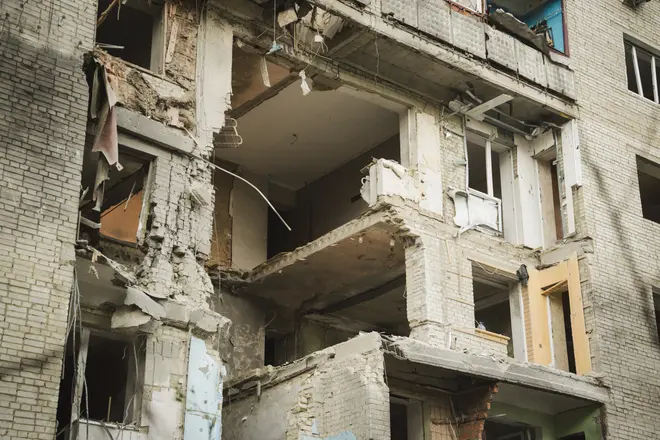Дірка в будинку через атаку