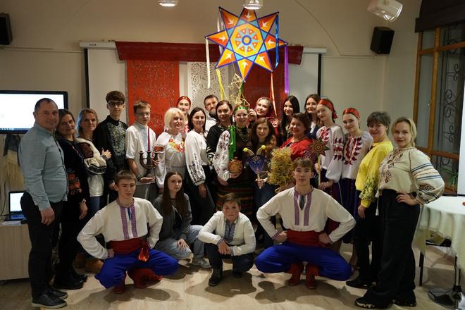 ukrayinsʹkі vechornytsі v sumakh Українські вечорниці в Сумах
