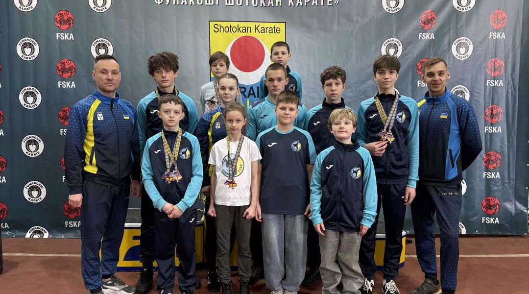 zmahannia z karate v cherkasakh komanda iz sum Команда каратистів із Сум