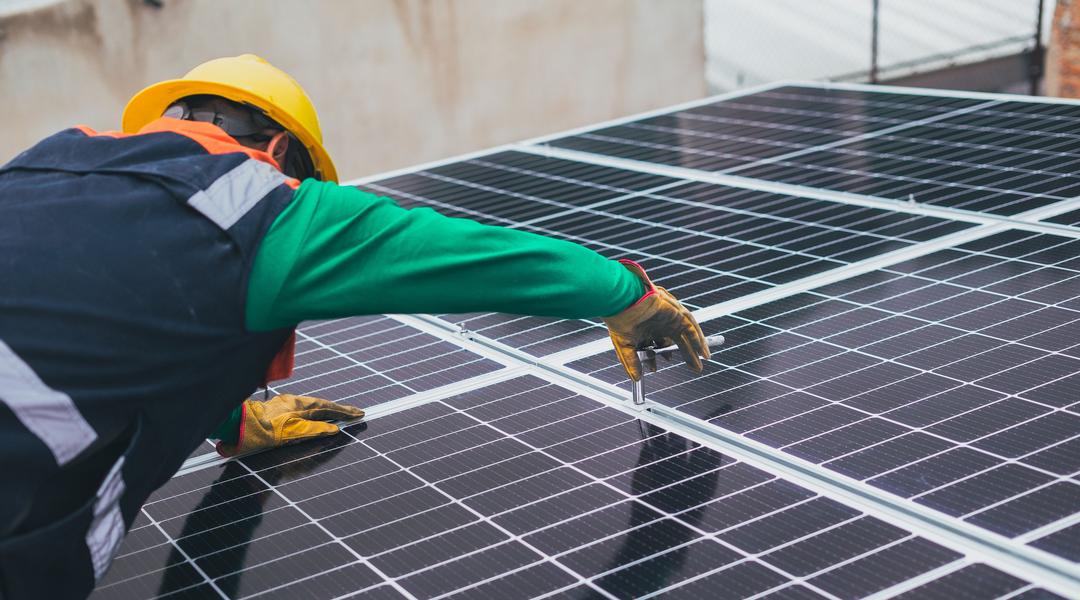 До 300 тисяч гривень на генератор для будинку. Як ОСББ на Сумщині подати заявку на «СвітлоДім»