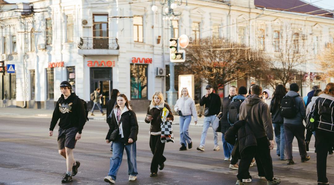 Сум'яни на Покровській площі