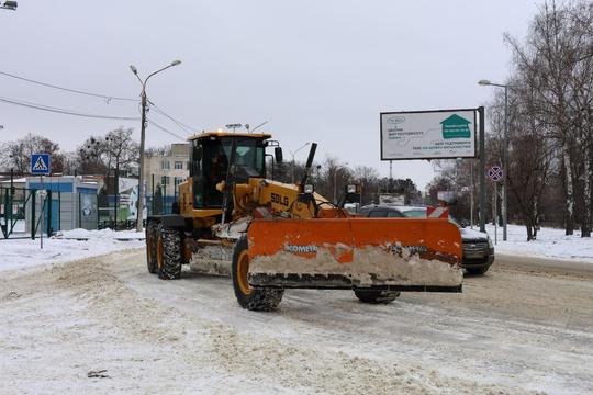 traktor chystytʹ snіh u sumakh traktor chystytʹ snіh u sumakh