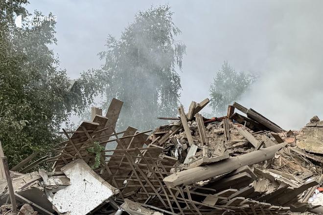 Зруйнований будинок у Сумах