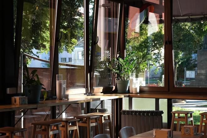 bar soborna 33 v sumakh Бар Соборна 33 в Сумах