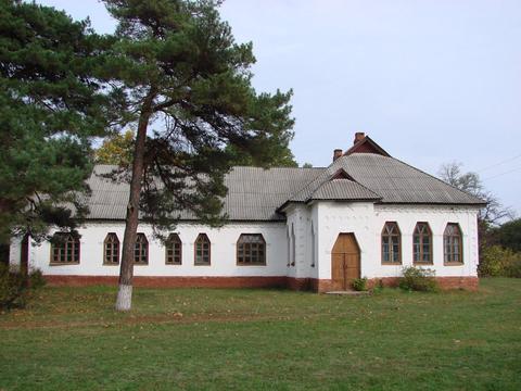 Школа Сластіона на Роменщині