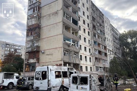 Керована авіабомба атакувала спальний район міста Суми.