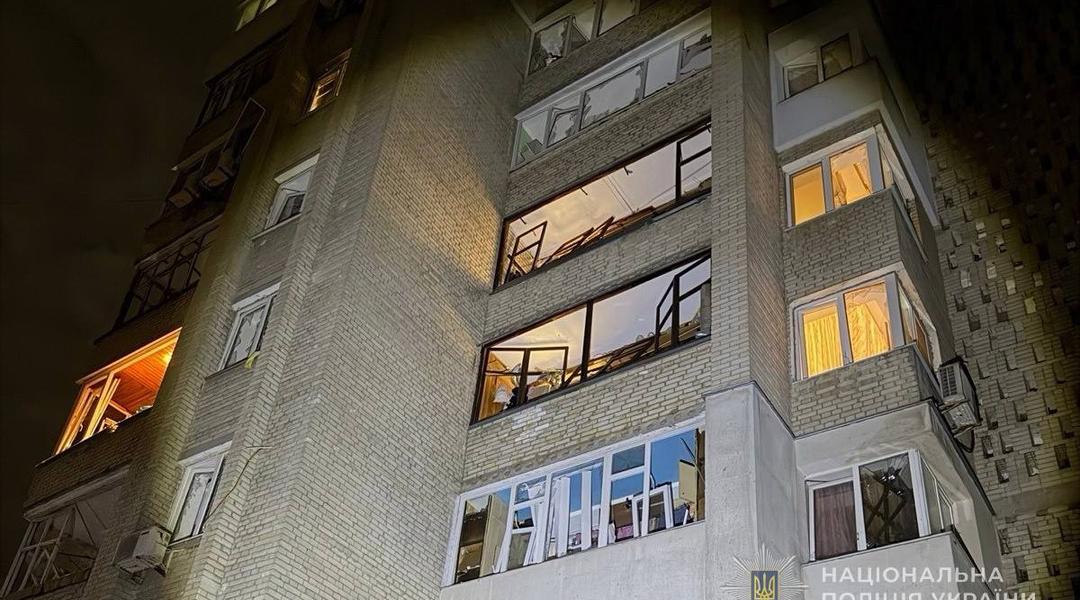 vybiti vikna v budynku v sumakh Вибиті вікна в будинку в Сумах