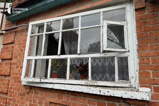 poshkodzhennya rszv obstril sumy 4 Обстріл Сум із РСЗВ. Пошкоджене вікно