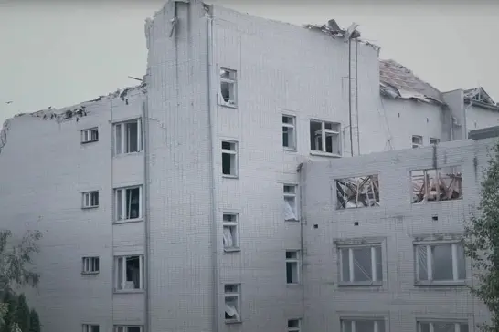 Зруйнований геріатричний пансіонат у Сумах