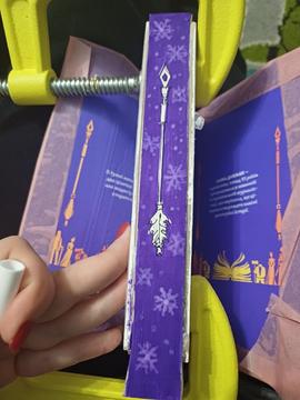 zriz knyhy rozmalovanyi зріз книги розмальований