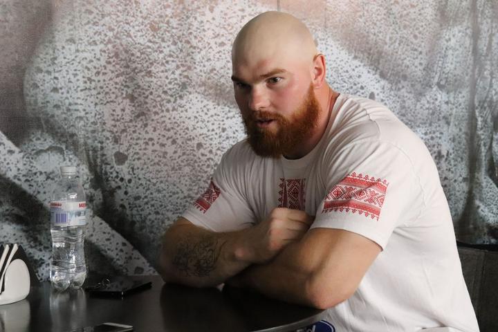 strongman dmitriev 02