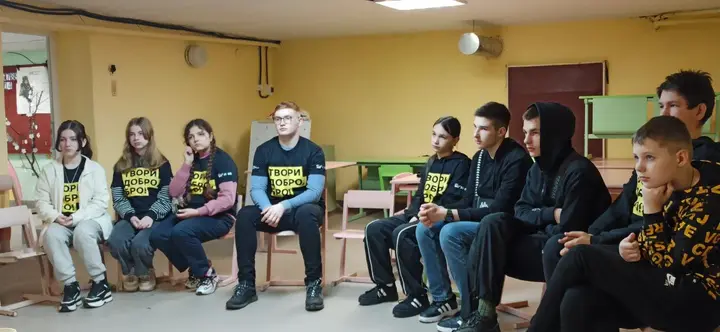 Школярі відвідали зустріч клубу, яка відбулася в укритті