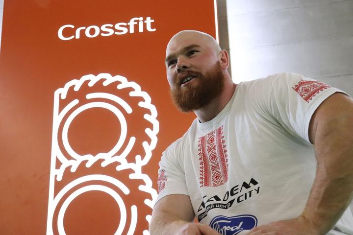 strongman dmitriev 05