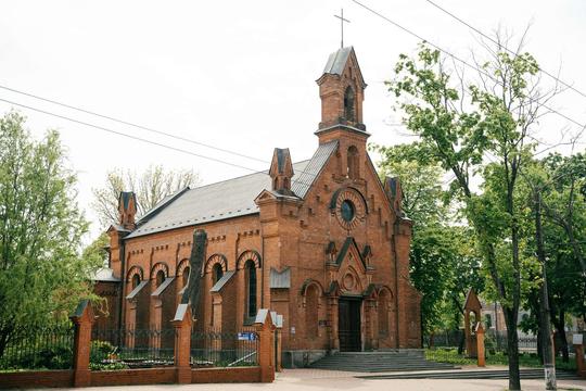 Костел Благовіщення у Сумах.