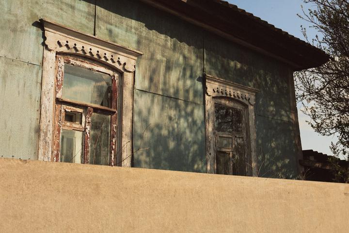 Віконниця із «зубчиками»