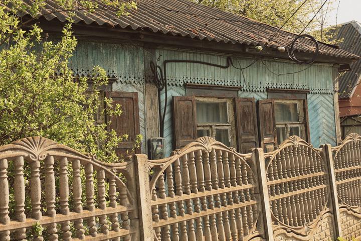 Дерев'яний будинок біля Автовокзалу