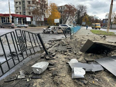 влучання на вокзалі в Сумах